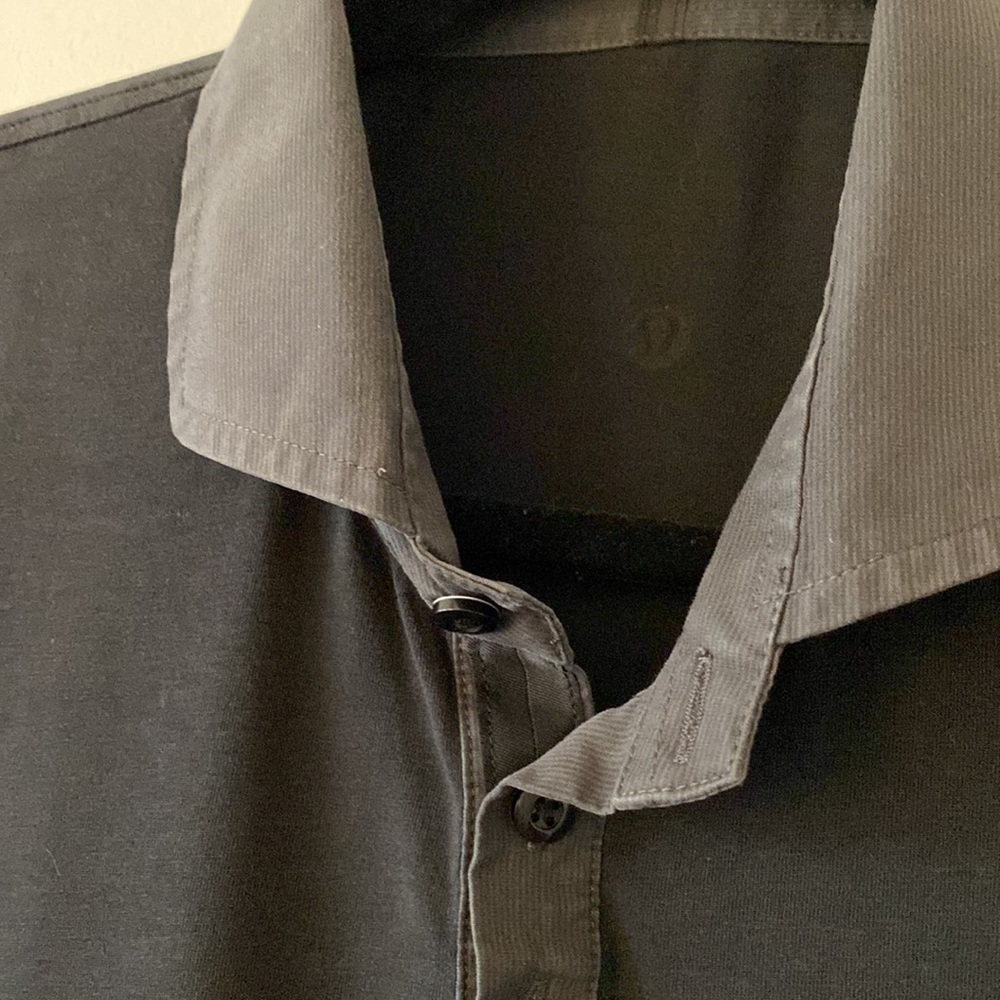 Lululemon Evolution Polo - Picture 5 of 5